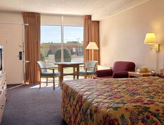 Days Inn Flagstaff Highway 66 02.[1]